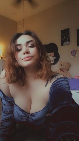 earthtravelermai:like em curvyOnlyFans