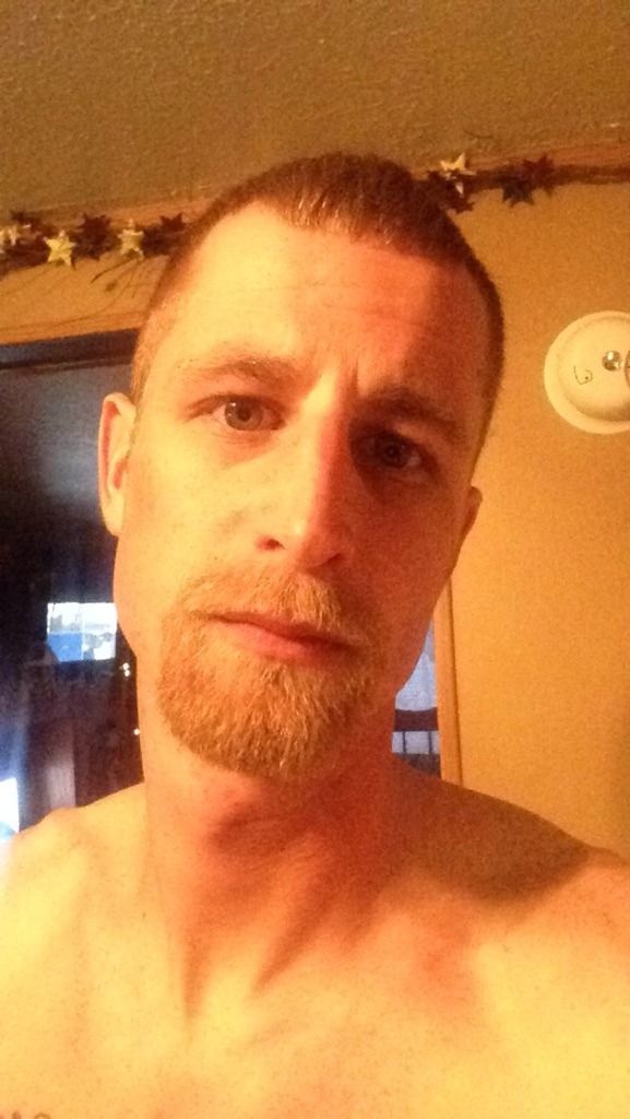 lovewhiteboys:  Big Dick White Dude!! 