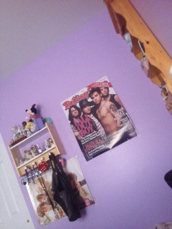 drunktrophywife:  I haven’t taken this poster down since seventh grade. I am the truest stan for fall out boy. I never stopped believing