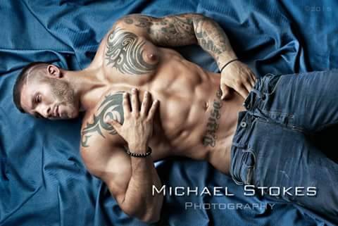 f-h-l-an-a-flutterby:  Friday meat for oogling!! luvleebx, texasred43, groovergirl,