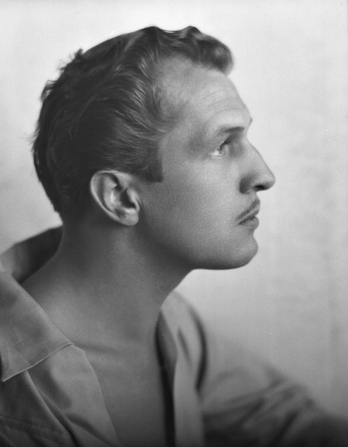 mattybing1025:Vincent Price photographed by Johann Hagemeyer, May 15, 1941.