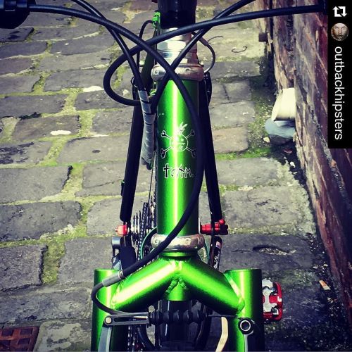 fatchancebikes: Whaaaaat? #fatchancefriday On a Thursday?! Only downunder! #Repost @outbackhipsters 