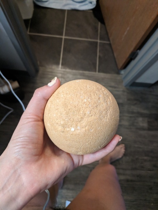 grimygurl:  unthrifty–loveliness: unthrifty–loveliness:   About to use the fucking enormous bath bomb S got me. It apparently has a surprise inside!    It was a butt plug. It’s hand-blown. Apparently S commissioned the entire goddamn shebang to