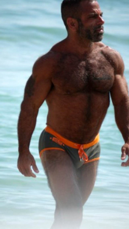 Mature Muscular Men