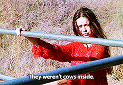 daenystormborn:  Firefly Rewatch: 1.05 (Safe) - They weren’t cows inside 