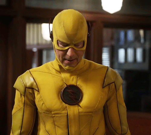 buffyann23: Tom Cavanagh as Harrison Wells/Eobard Thawne/EoWells/Reverse Flash The Flash⚡: S08E05 “A