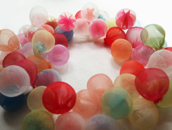 littlelimpstiff14u2:   Ethereal Sculptures and Wearable Orbs Formed From Synthetic Fabric by Mariko Kusumoto  Japanese artist Mariko Kusumoto uses  translucent fabric to produce balloon-like objects, orbs that contain  various forms trapped within their