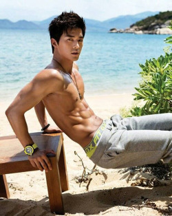 Auberonbc:  For More Gorgeous Asian Men Visit Http://Auberonbc.tumblr.com/Archive