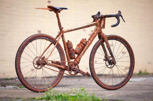 aces5050:(via What It’s Designed For: Matt Acker’s Very Muddy Mid South Salsa Stormchaser SSGX – Jar