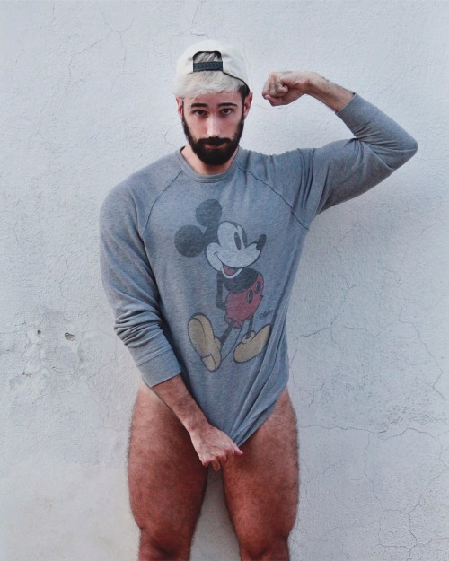bahamvt:  Hey mickey