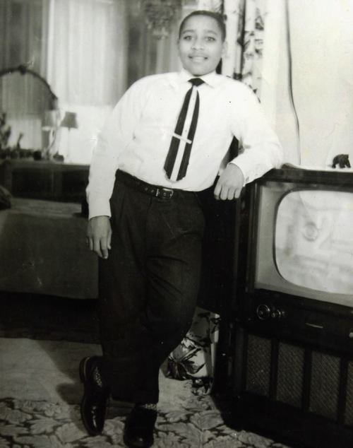 heinrichshuddle:  imin009:  HAPPY BIRTHDAY EMMETT TILL On this day in 1941 Emmett Till was born. He was murdered in Mississippi in 1955 at the age of 14 after reportedly flirting with a white woman. Emmett Till would have been 72 years old today.  I
