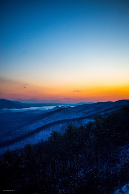 mountainbro: Sometimes It Snows In April. Blue Ridge Mountains, Virginia.