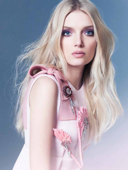 fashion-intense:  Lily Donaldson by Kai Z