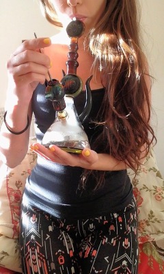 thc-thehappychemical:  cl0udgenerat0r:  Dabs