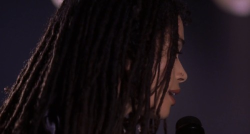 lisa bonet in high fidelity (2000)