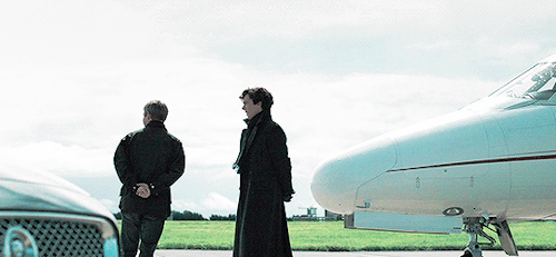 consultingdads:johnlock meme  » 4 scenes ³/₄