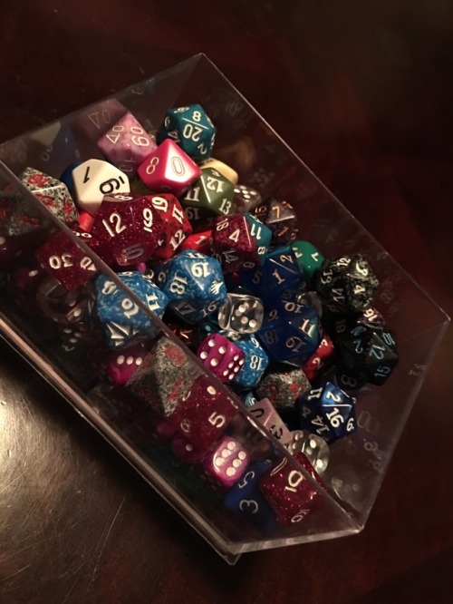 daarkmoonseductress:  Does anyone else collect dice?