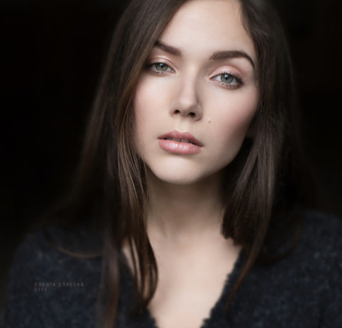 remarkablybeautifulgirls:  Dorotea