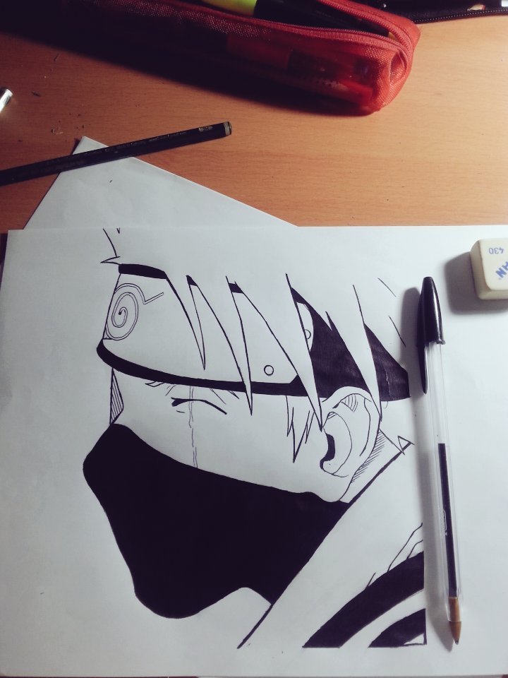🖕 — Dibujo de Kakashi Hatake (Naruto).
