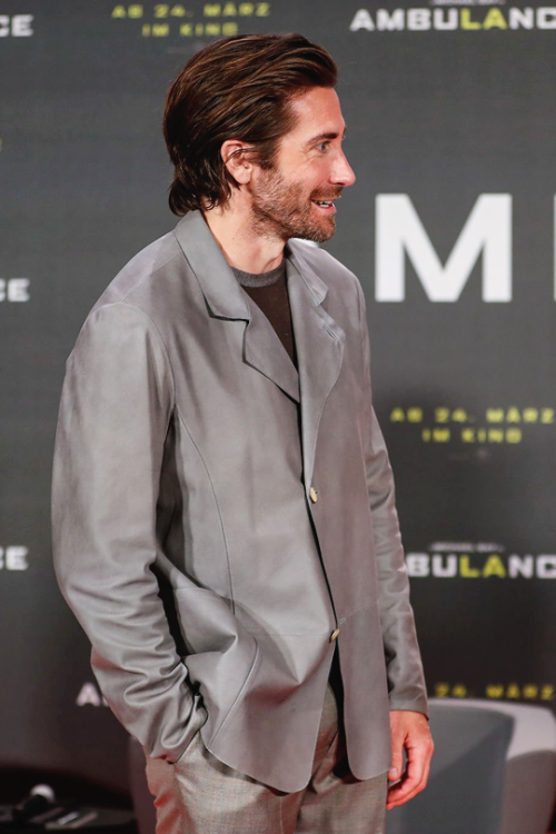 Jake Gyllenhaal attends the “Ambulance” Press Event on March 22, 2022 in Berlin.