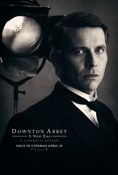 » Downton Abbey: A New Era (2022, Dir. Simon Curtis), DownstairsUpstairs this way.
