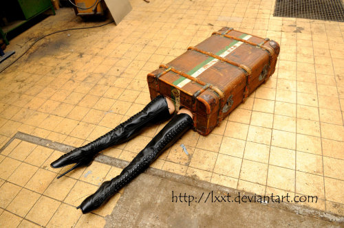 paraphiliaisfun:How surreal would it be to see a line of these shuffling through baggage claim?