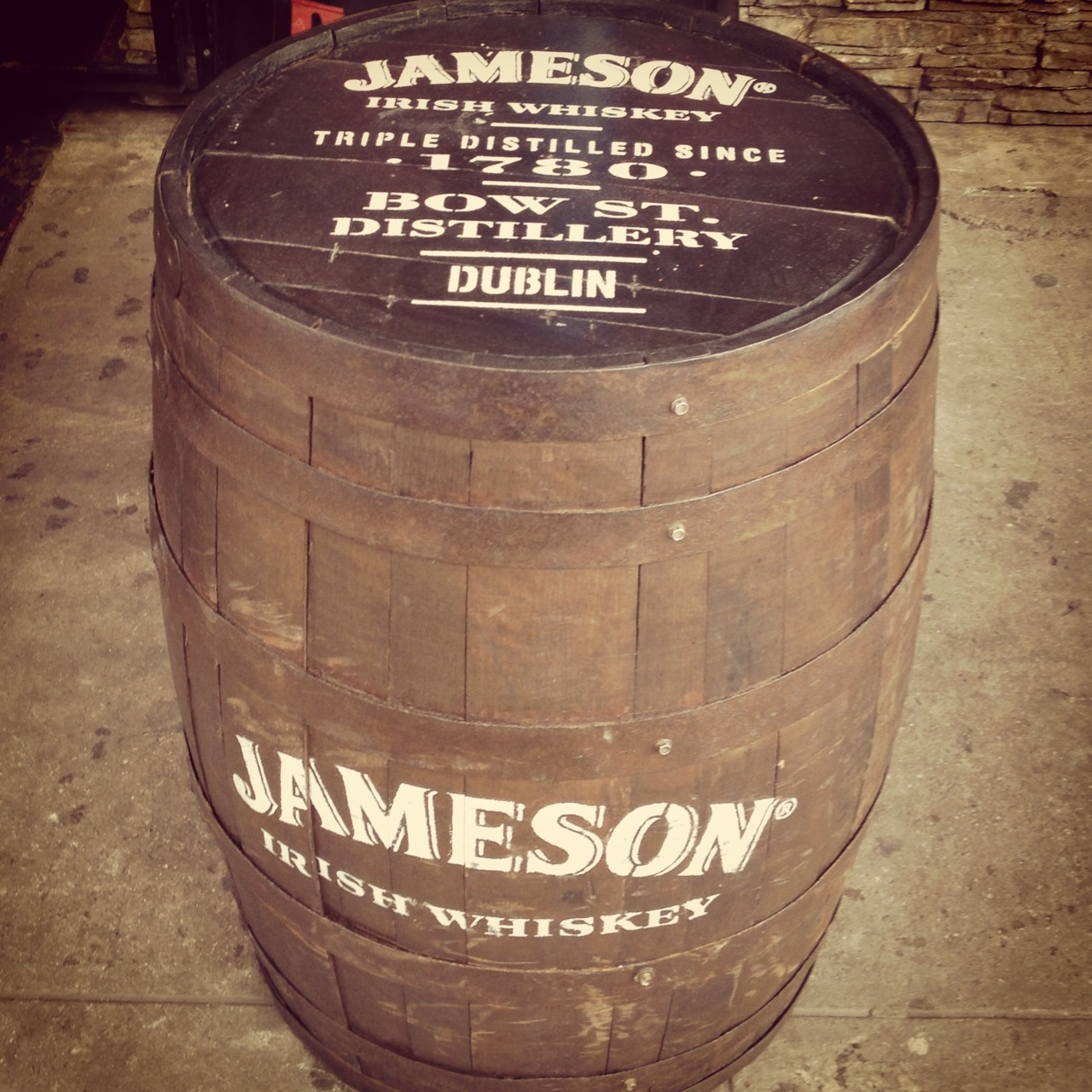 eighttwentyseven:  Whiskey makes me happy.