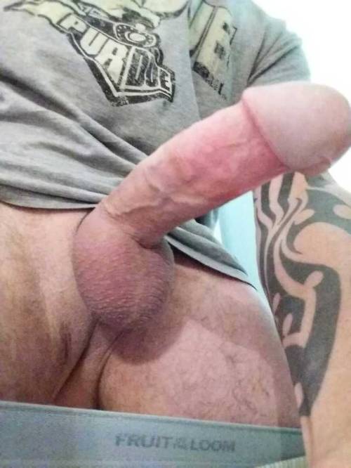 malebate: User submission: 2perfecttsbsThanks bro – that’s one beautiful penis and 