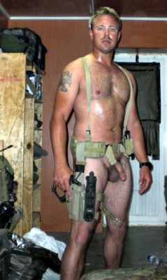 Majdad-Military:major Dad’s Military Nudes 1098  Randydave69:  Many Turn-Ons Here!