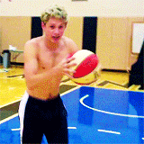 sashtons-blog:  @NiallOfficial: I was mad t twerk with miley but didn’t get the chance 