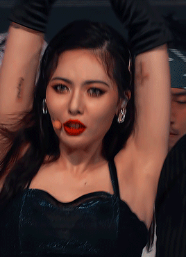 lulerains:  (180726) triple h - retro future