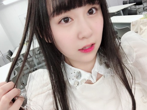 waitaminutebro:  廣瀬麻乃 SHiNY SHiNY(@Hirose_Mano358)さん | Twitter