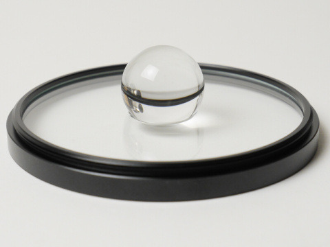 dekoi2501post: デジカメアイテム丼：「宙玉レンズ」に工作不要の完成品が登場 - デジカメ Watch 今回発売されたのは、レンズ部分の「soratama 72」（税込5,994円）と鏡胴