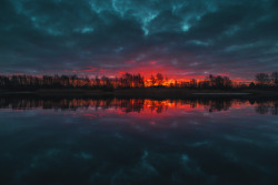 dennybitte:  winter sunrise reflectionsby