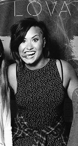 ledger-heath:  Demi Lovato at her meet and
