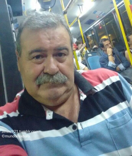 paco-diaz:UNA MIRADA HERMOSA
