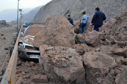 davod:  Earthquake off the coast of Chile (via The Big Picture)  A powerful 8.2 magnitude earthquake hit the Chile coast late April 1 that caused a small tsunami. Six people died and over 900,00 residents were evacuated along the coast. Strong aftershocks