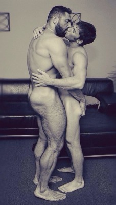 Safariguy:  Http://Safariguy.tumblr.com/ 