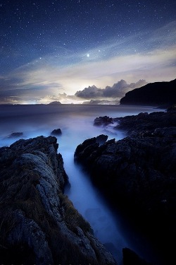 ponderation:  TO THE NIGHT by sean_ensch_images 