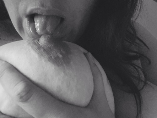 misspiggy-and-animal:  We are miss piggy & animal Thankyou for following please like and share 💋❌👠💋💦💦💦
