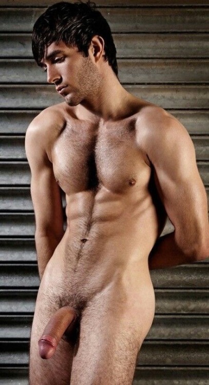 hungdownunder:  For more hot guys, follow me at: http://hungdownunder.tumblr.com/ 