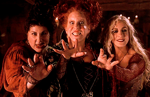 lesbiandemoness: Hocus Pocus (1993) ↳ You know, I’ve always wanted a child. And now I think I’ll hav