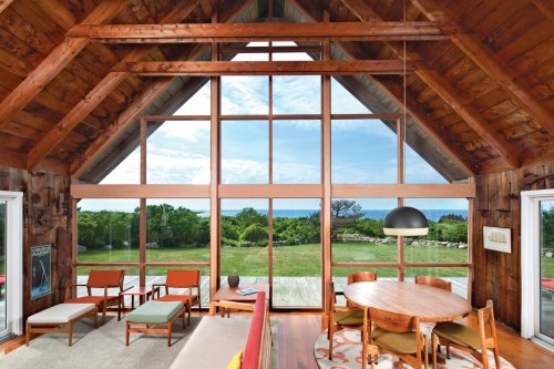 Jens Risom’s 1967 prefab masterpiece on Block Island off the coast of Rhode Island is a gold standar