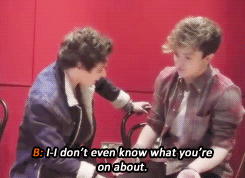 worshipthevamps:   Bronnor breaking up  I have decided to make this because it’s