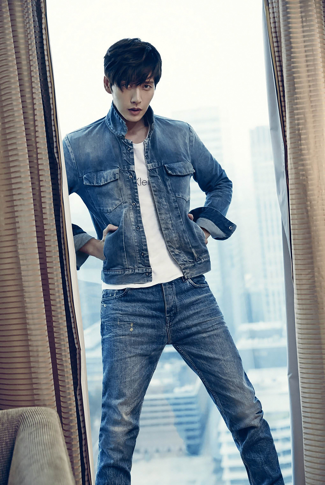kpophqpictures:  [CF] Park Hae Jin – Calvin Klein F/W 2014 1106x1650
