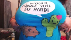 sothicksocurvy:  strangepenny:  My favorite shirt!   Damn!!!!