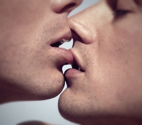 truegaylove:  truegaylove:   -Showing the True Gay Love to the world!!!  