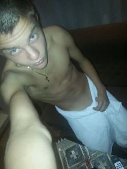 nick99cgn-v2:  Follow me and see more hot Boys and Men