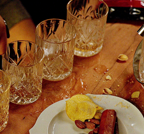 frodo-sam: PARASITE ‘기생충’ + food2019 | dir. ‎Bong Joon-Ho