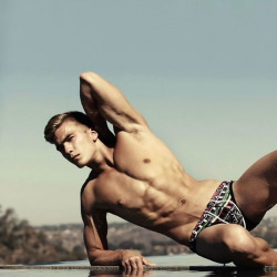 undiedude:  by Wander Aguiar for Revista